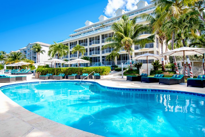 BEACH CLUB